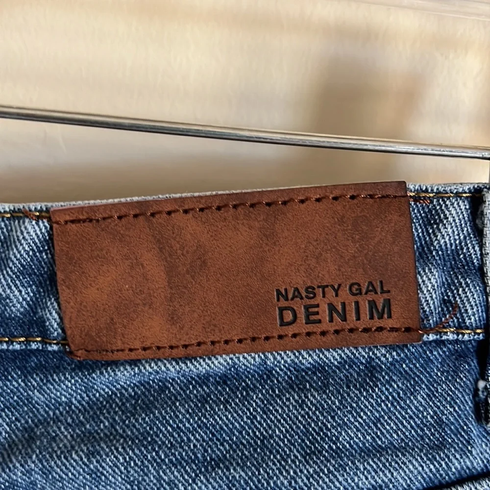 Nasty Gal High Rise Baggy Jean - Picture 7 of 9